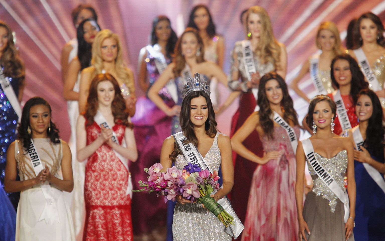 63. korda toimunud Miss Universumi valimine, mille võitis Columbiast pärit Paulina Vega.