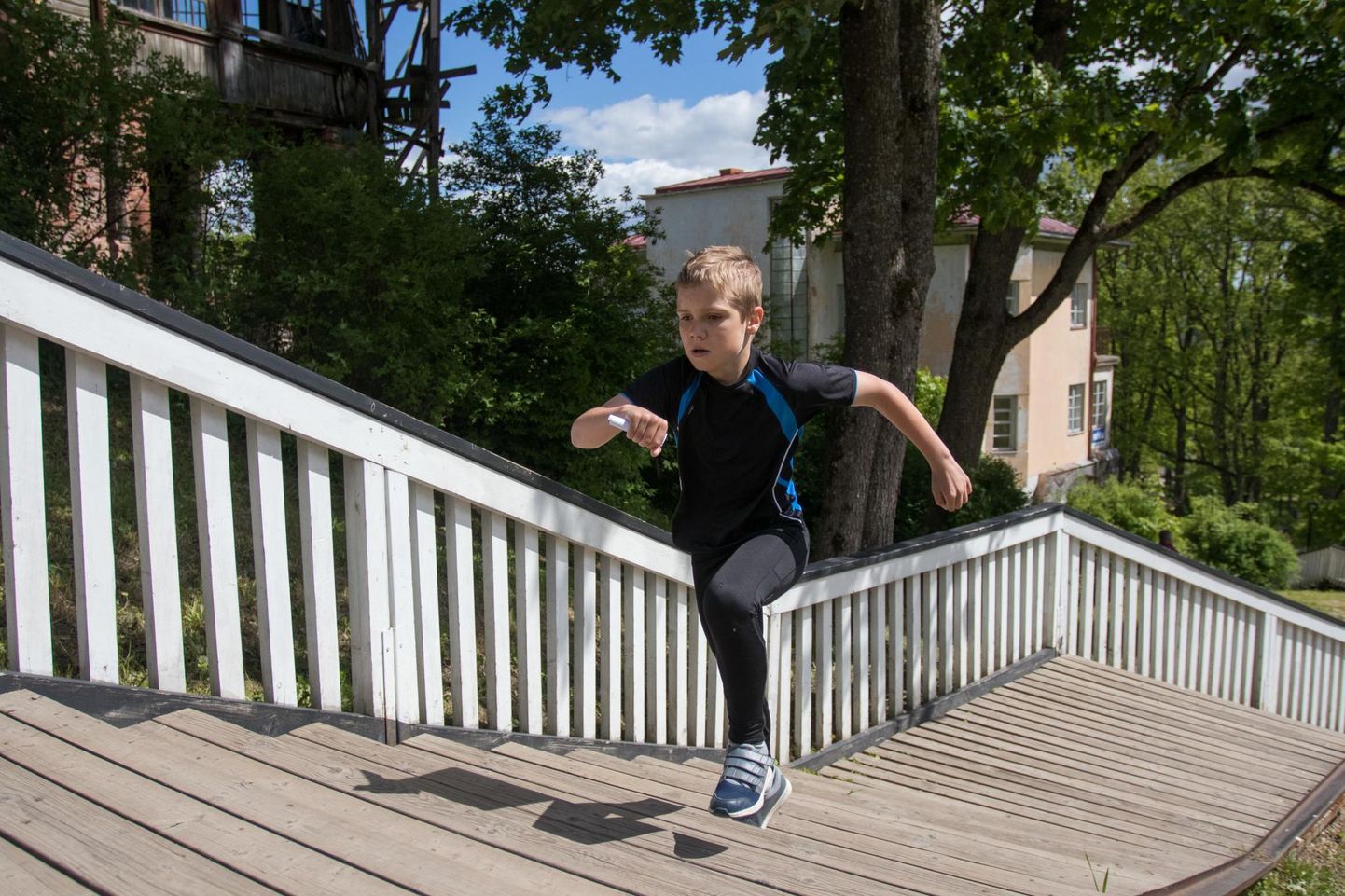 Hansapäevade spordiprogrammi oodatuim võistlus peetakse Trepimäel: juubelimaigulisele Trepimäe jooksule on oodatud astmeid mõõtma nii noored kui vanad.
