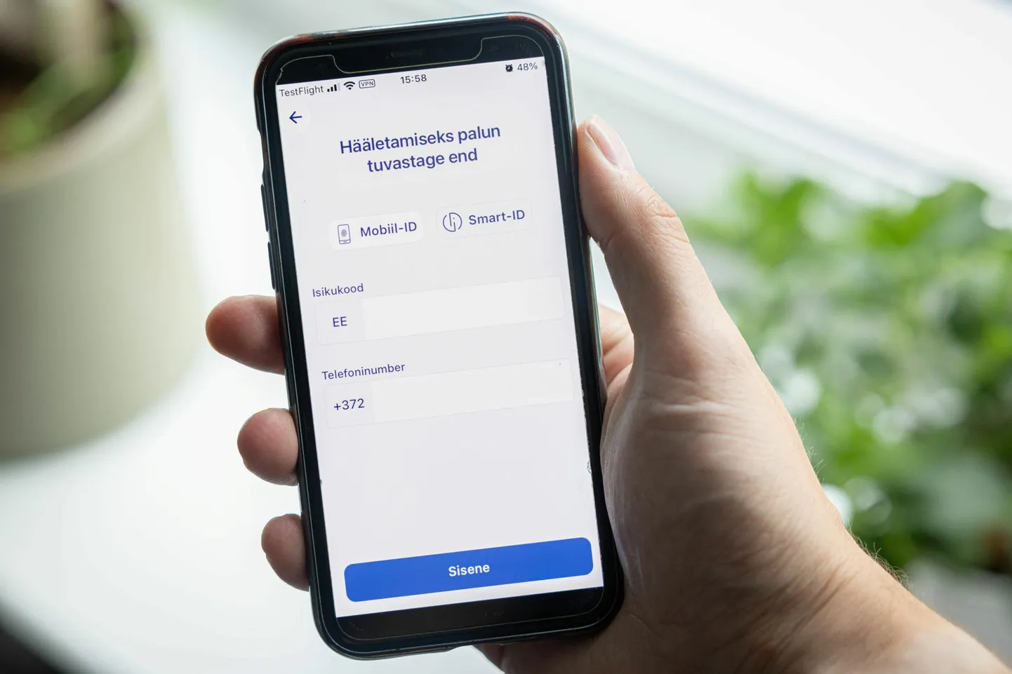Mobiilse e-valimiste telefonirakenduse näidis.