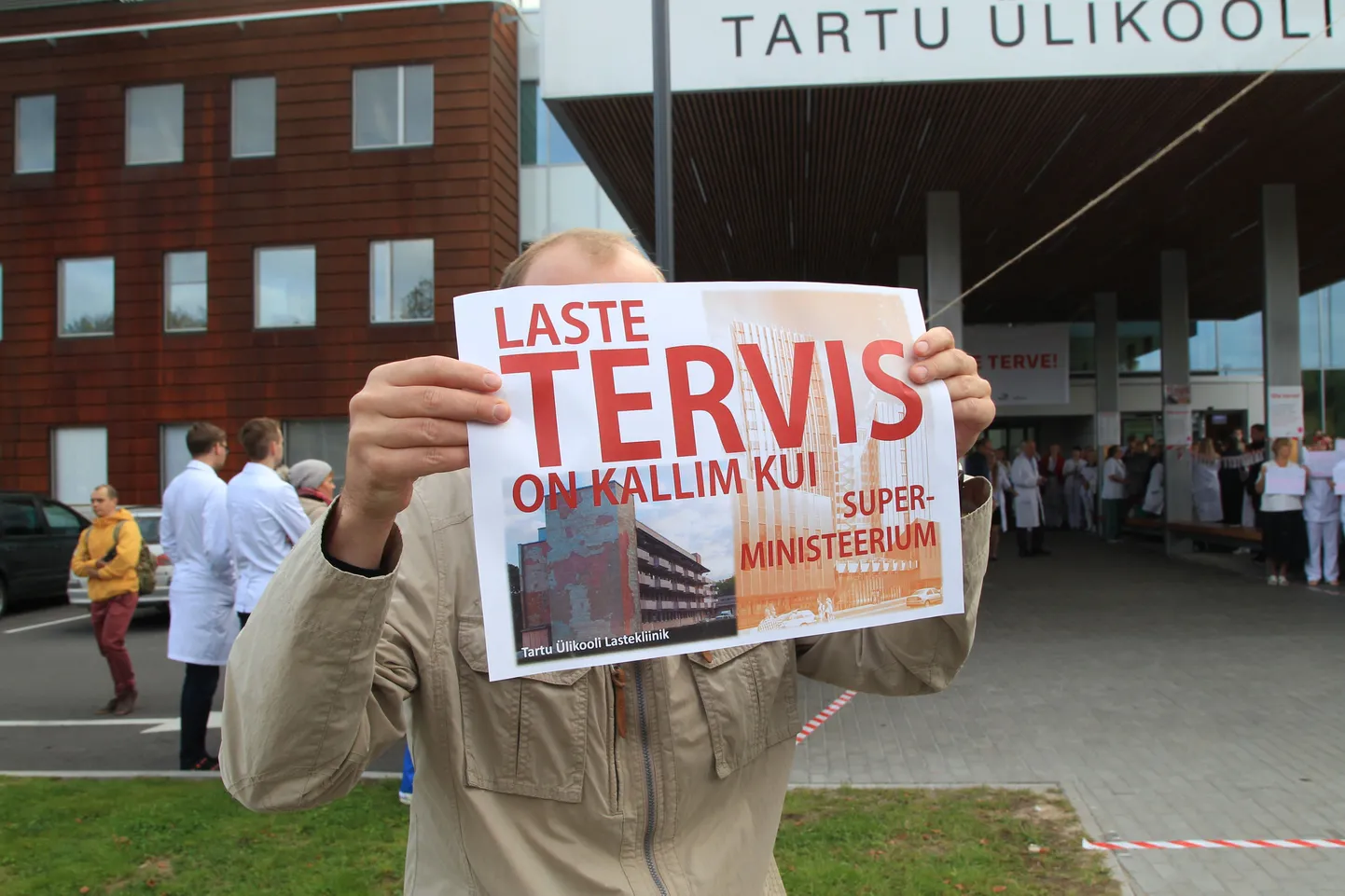 20. septembril korraldasid meedikud hoiatusstreigi.
