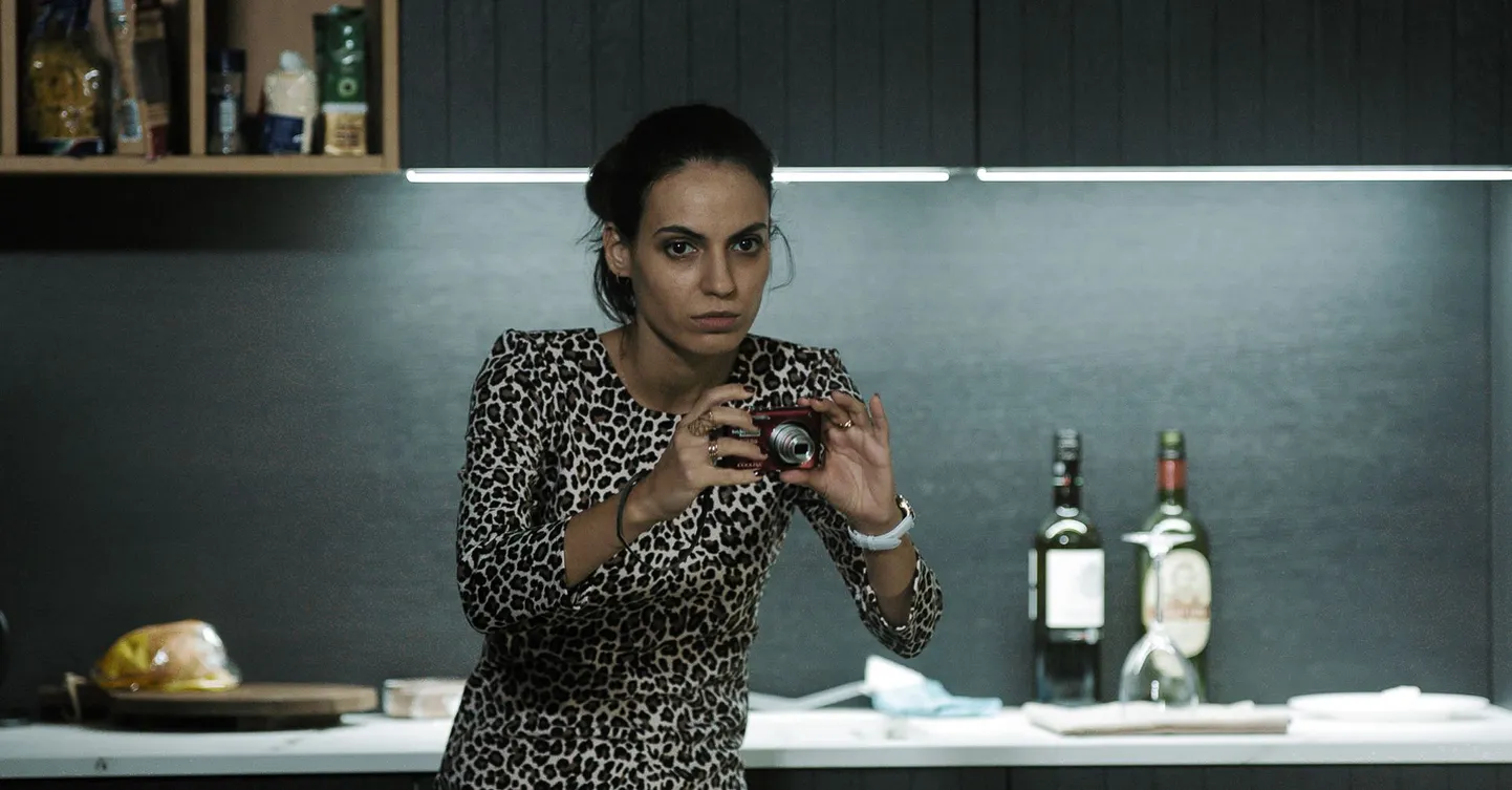 Kaader filmist "Luuraja ja luuletaja". Lana Vatsel