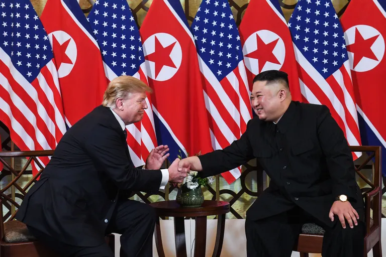 USA president Donald Trump ja Põhja-Korea liider Kim Jong-un tänasel kohtumisel Vietnamis.