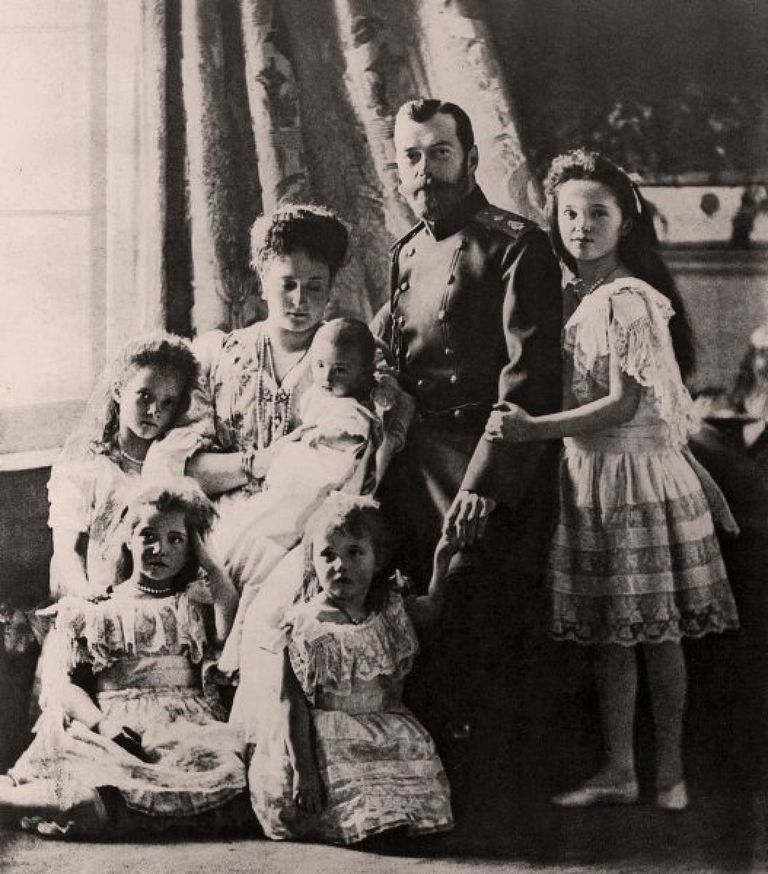 Nikolai II ja ta pere umbes 1905. aastal