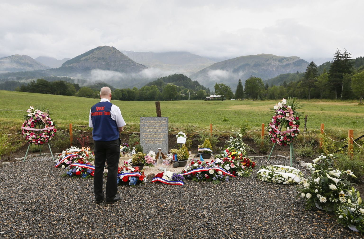 Juuli lõpul kogunesid Germanwingsi hukkunute lähedased Prantsusmaale Le Vernet'sse mälestustseremooniale.