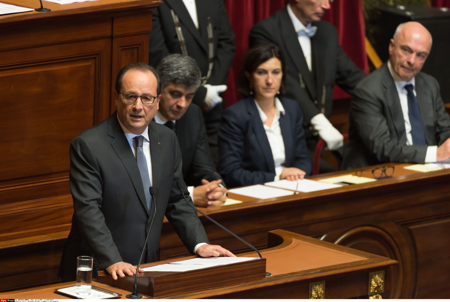 Prantsusmaa president François Hollande parlamendile esinemas.