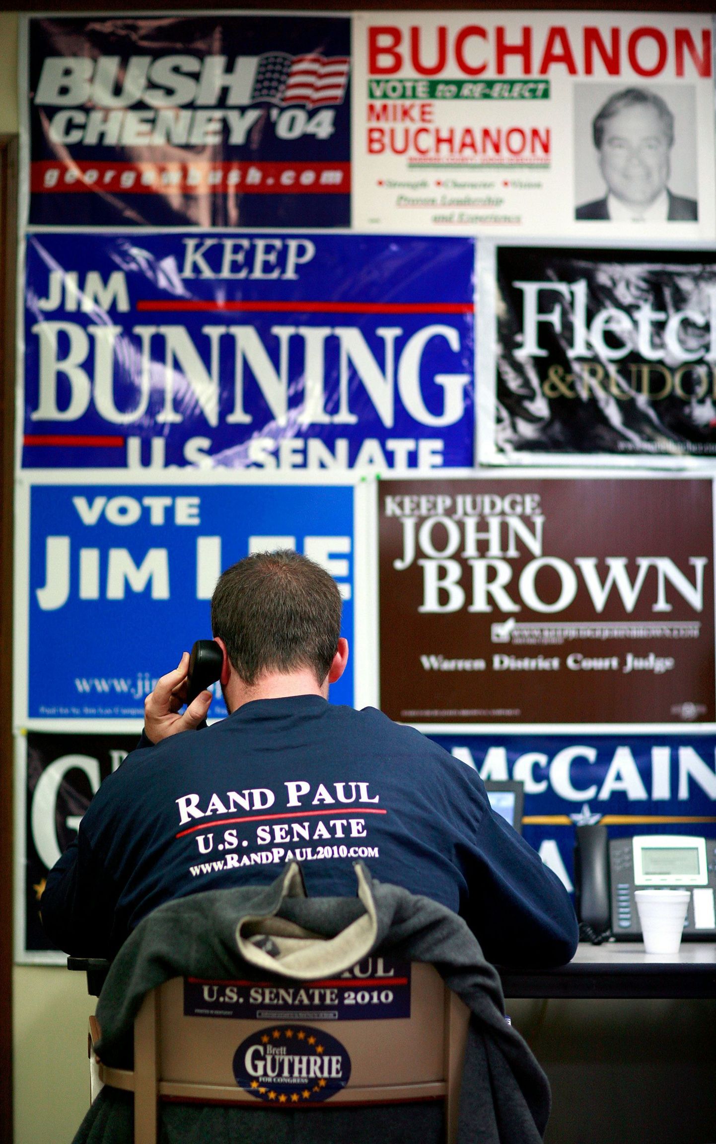 В избирательном штабе Рэнда Пола, кандидата в сенат от штата Кентукки.