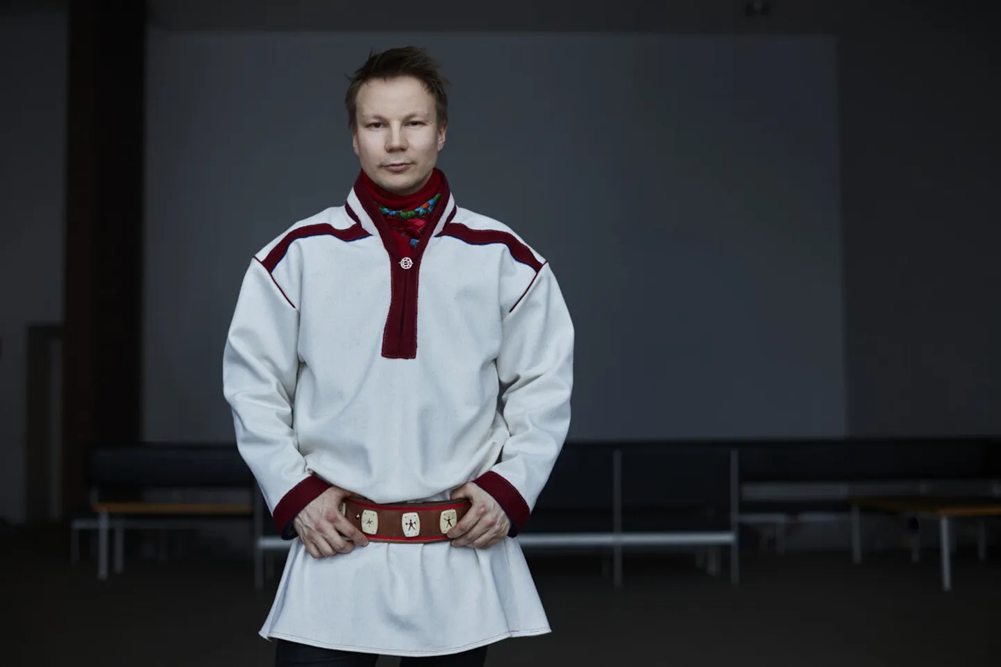 Saami kirjanik Niillas Holmberg.