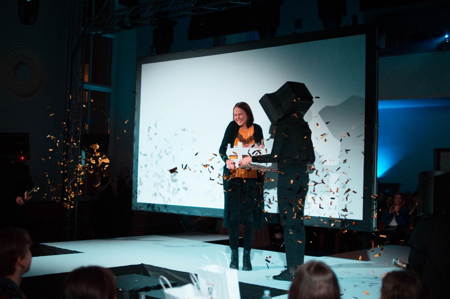 Rakvere gümnaasiumi filmifestivali eelmise aasta võiduteose “Harjumus” autor Anita Kremm oli esikoha üle üliõnnelik.
