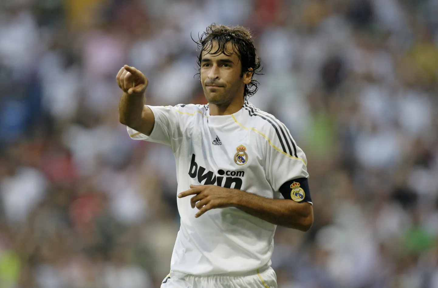 Raúl.