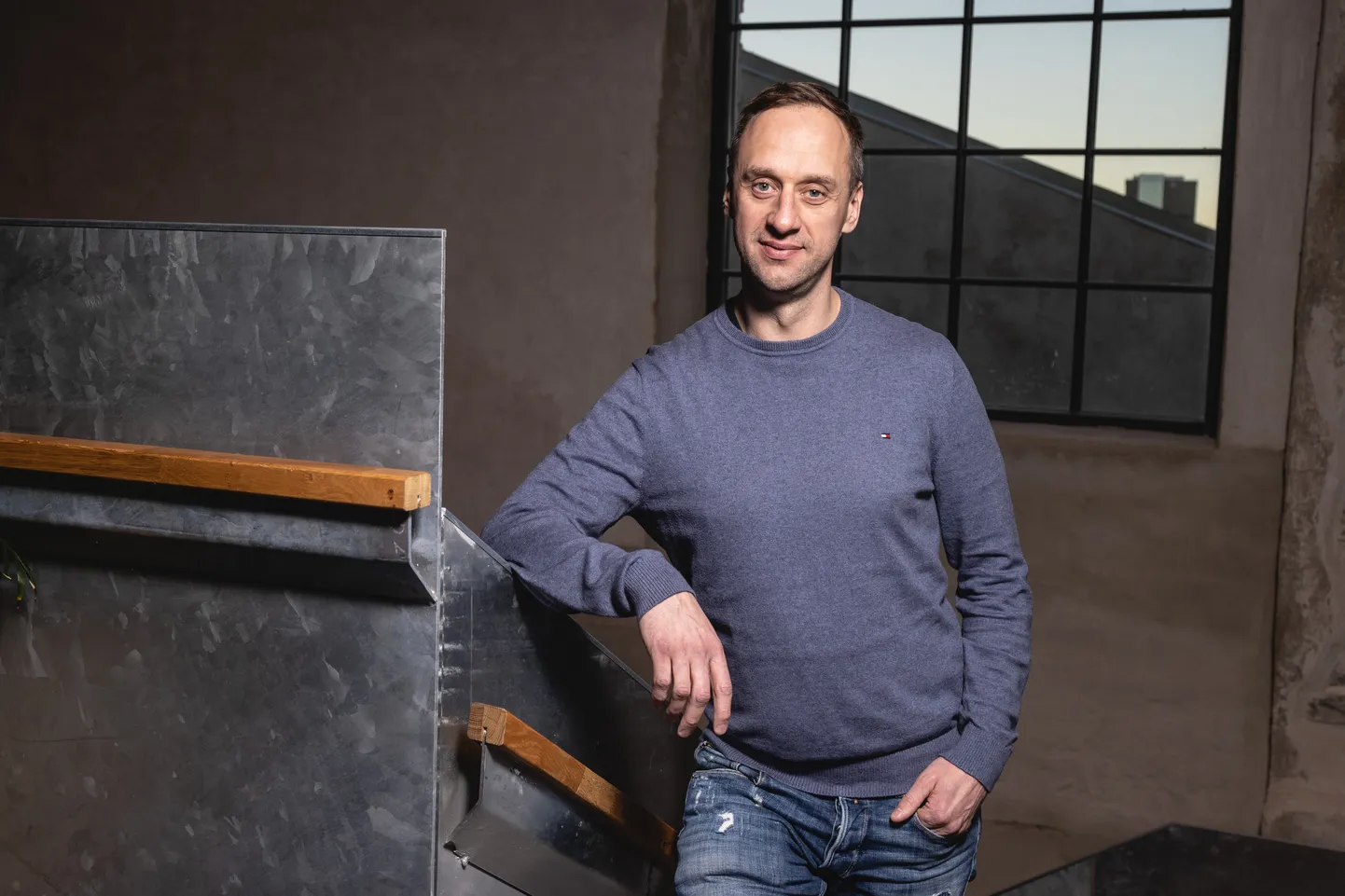 Raamatu "Tänavalt troonile. Kuritegelikult teelt. Edukaks ettevötjaks" autor Kaarel Kuik,