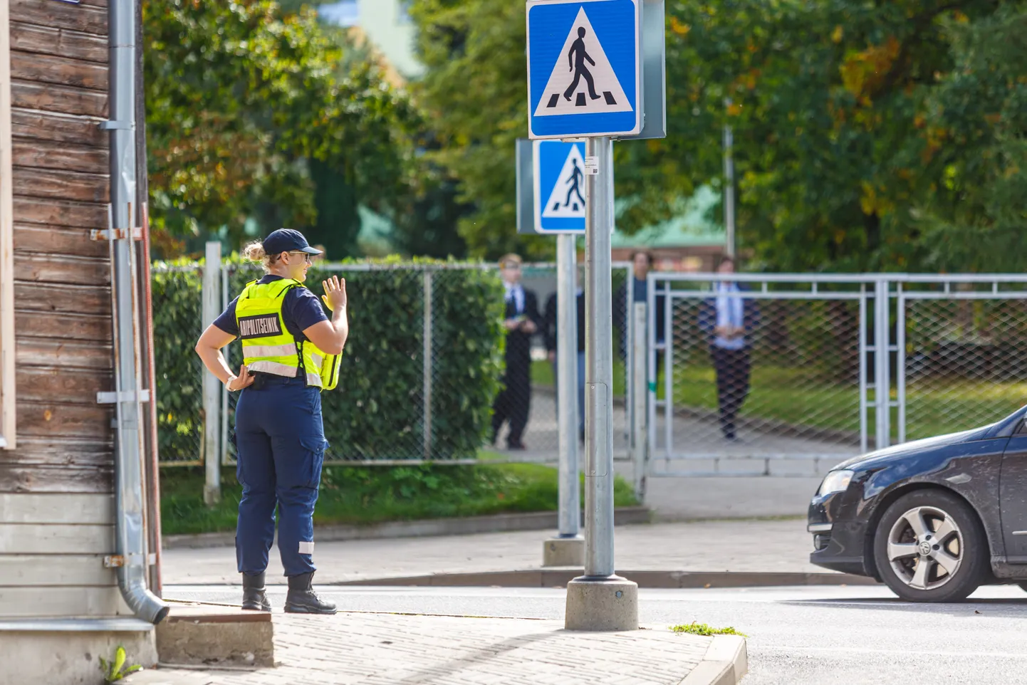Kooliaasta alguses tuleb olla eriti valvas. Kuna teedel on pärast suvevaheaega taas rohkem lapsi, on autojuhtidel tarvis olla tähelepanelikum.