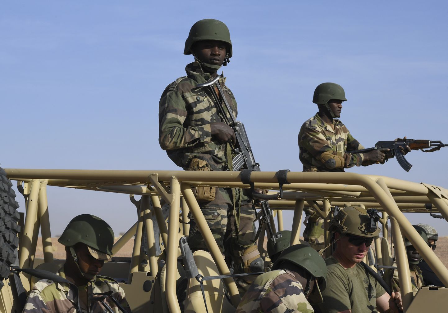 Nigeri sõdurid Agadezis.