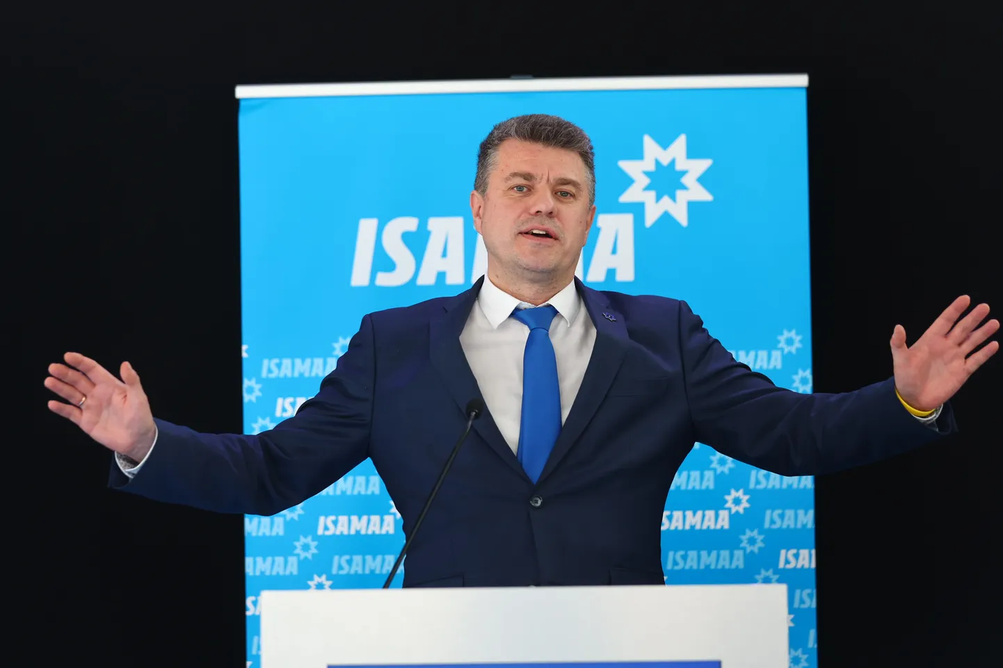 Председатель партии Исамаа Урмас Рейнсалу.