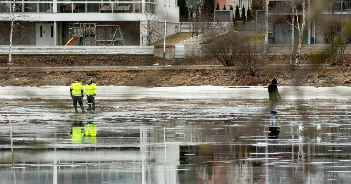 Kalamees päästis läbi jõejää vajunud tüdruku