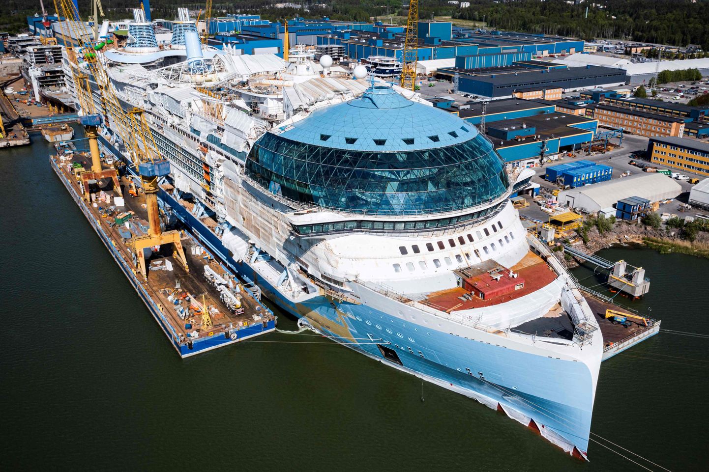 Kruiisifirma Royal Caribbean uue kruiisilaeva Icon of the Seas ehitamine Soome Turu laevatehases. Foto on tehtud 30. mail 2023