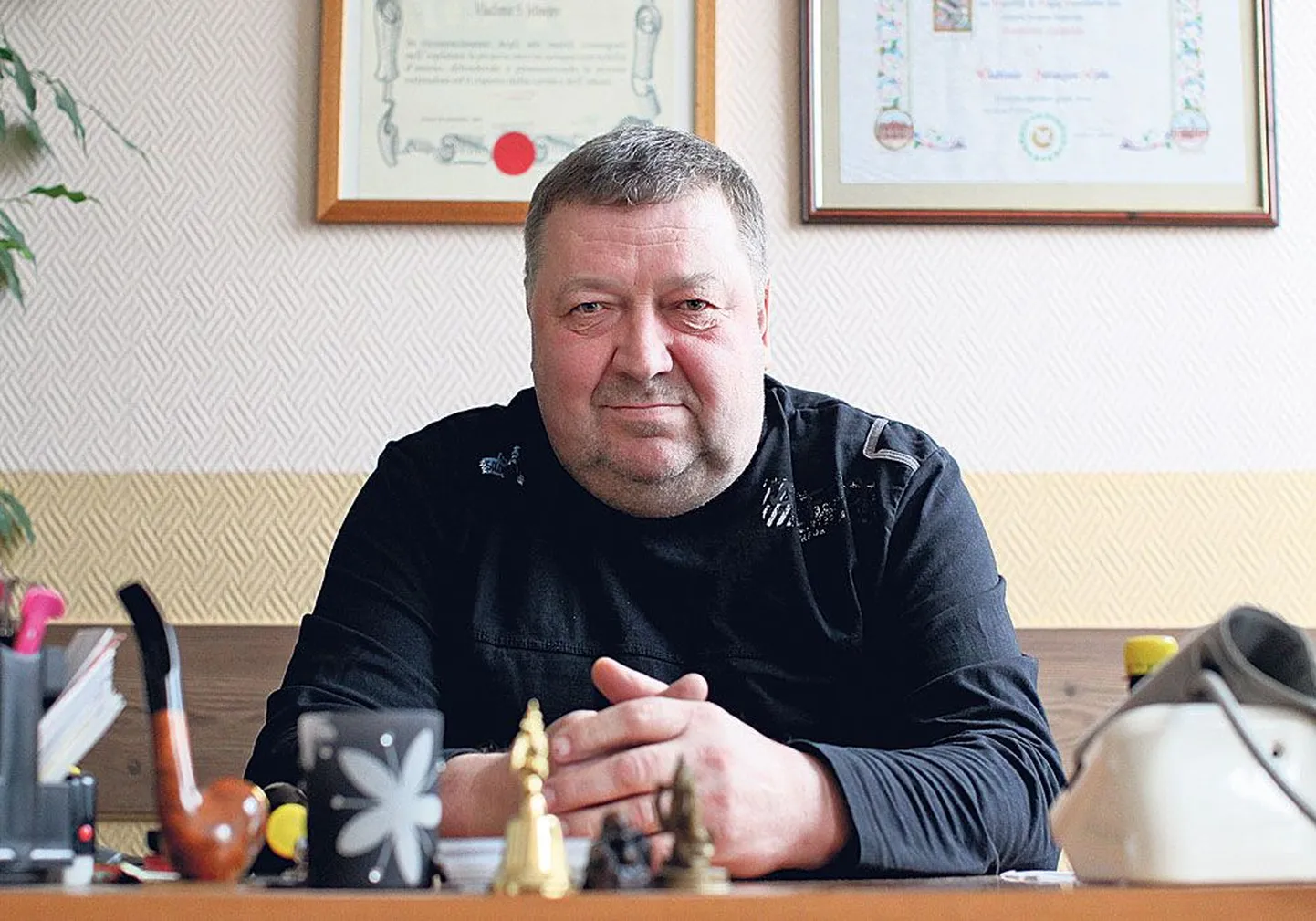Tervendajaks üleöö: Vladimir Jelissejev tunnistab, et hakkas «pilte» nägema lihtsalt ühel tavalisel hommikul. Ometi ei näe ta neid kogu aeg, vaid ainult siis, kui seda ise tahab.