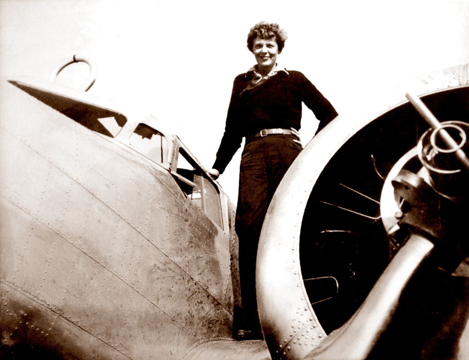 Amelia Earhart 1937. aasta mai kuus.