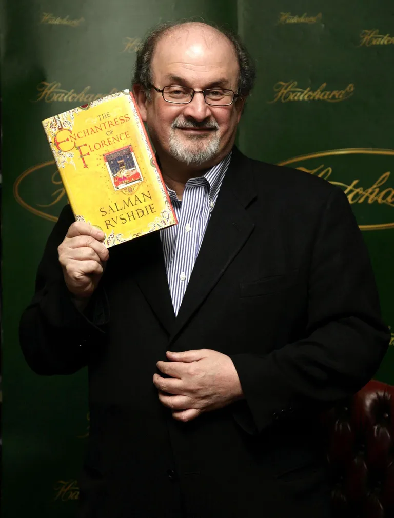 Salman Rushdie on välja andnud üle kümne romaani.