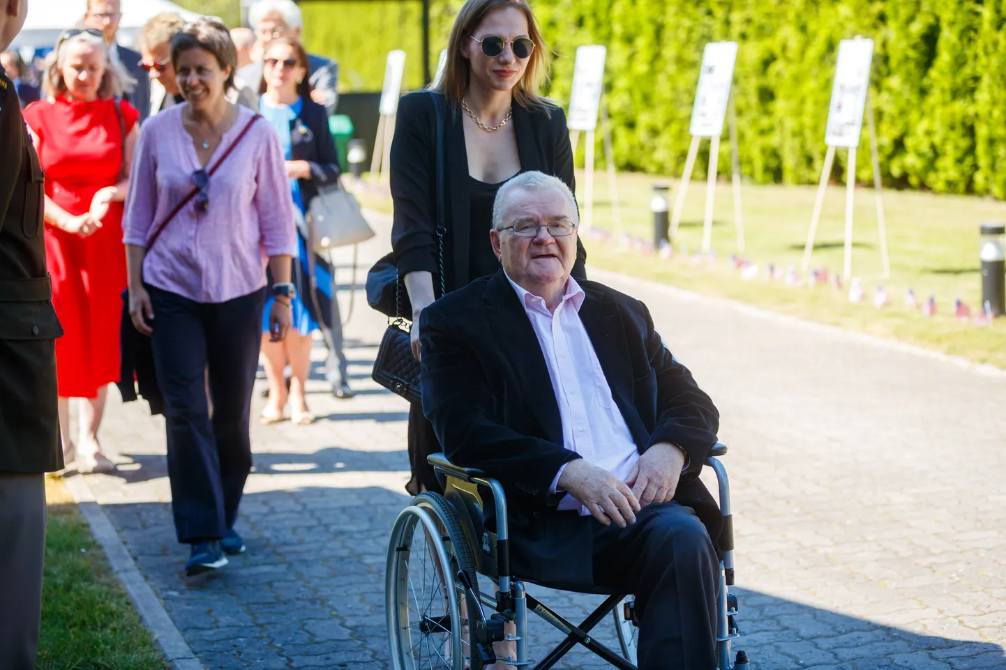Edgar Savisaar USA suursaadiku vastuvõtul 2022. aastal.