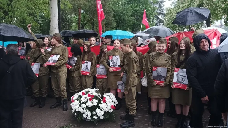 Сторонники политического блока "Победа" на акции в Кишиневе.