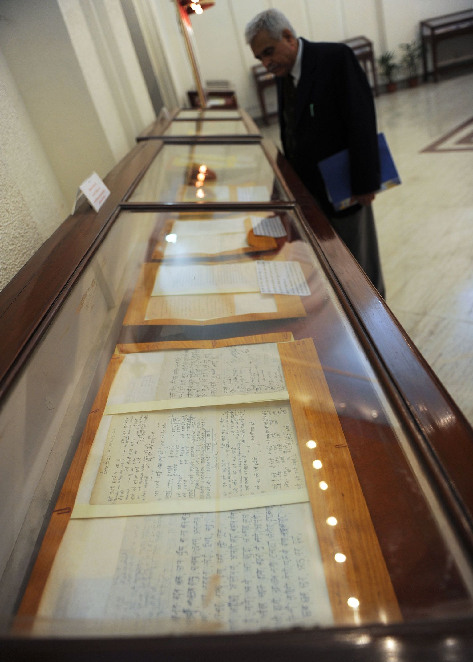 Indias pandi näitusele kirjadekollektsioon, mida kirjutasid teineteisele India iseseisvuse eest võidelnud Mahatma Gandhi ja lõuna-aafriklane, Saksamaa päritolu juut Hermann Kallenbach