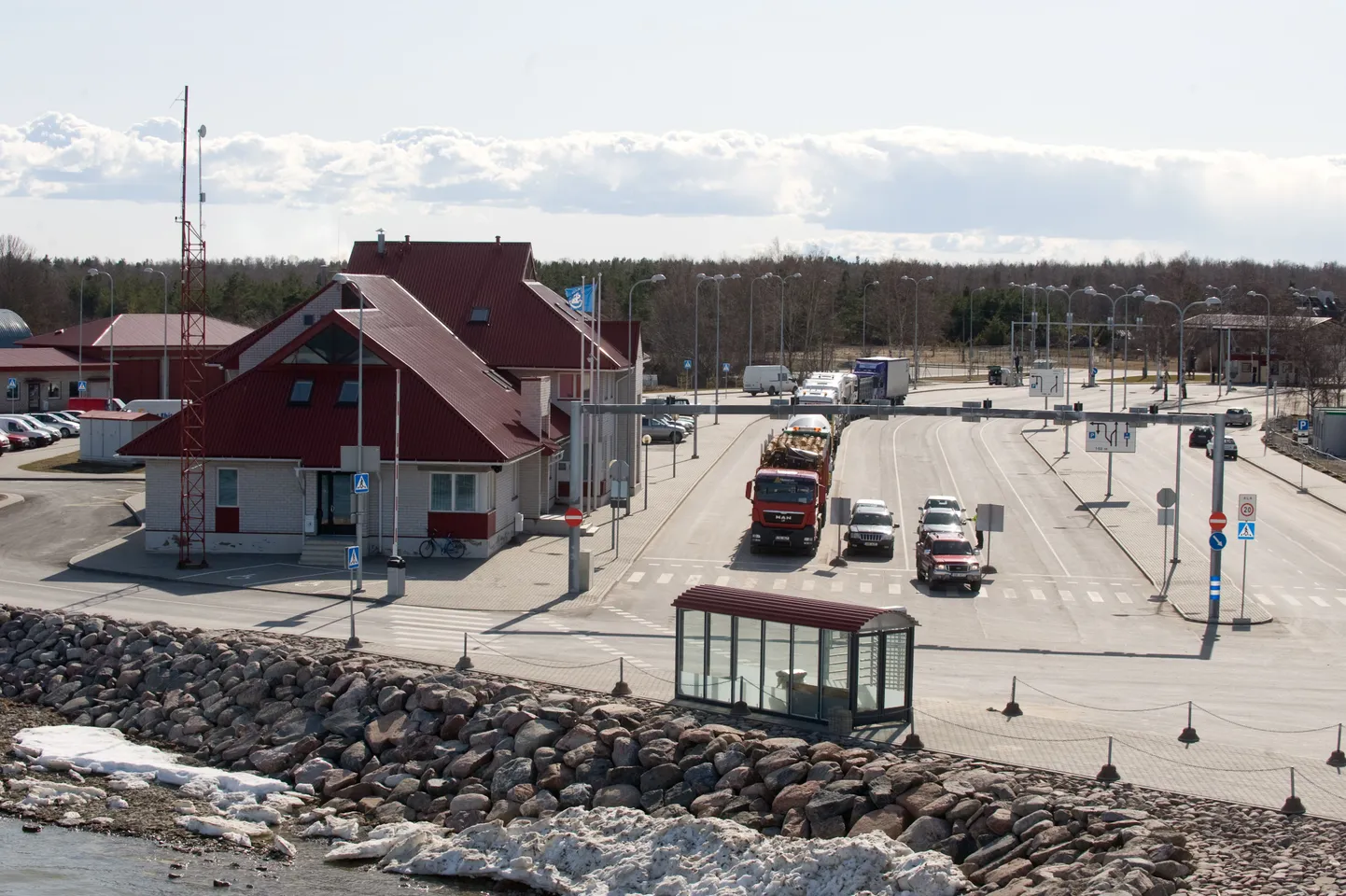 Heltermaa sadam.