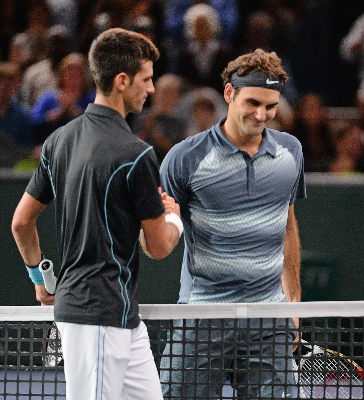 Pariisi turniiri poolfinaalis kohtunud Novak Djokovic (vasakul) ja Roger Federer lähevad aastalõputurniiril taas alagrupis vastamisi.