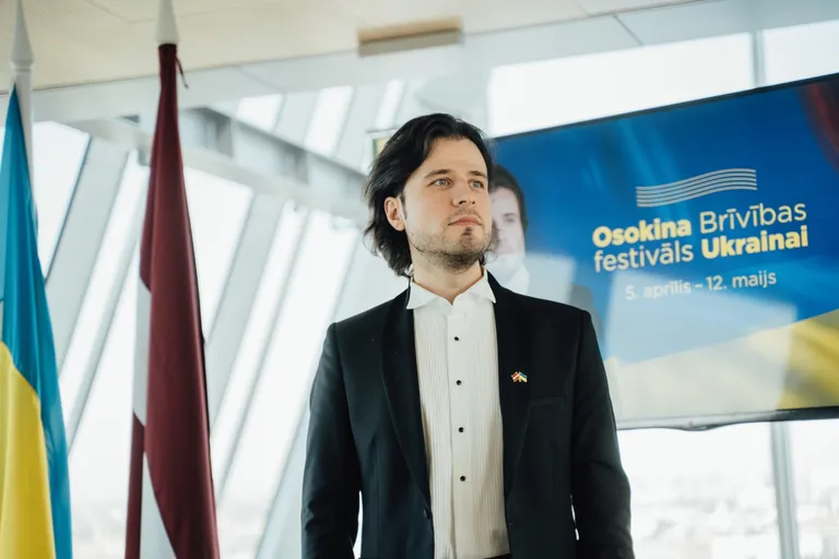 Osokina Brīvības festivāla Ukrainai rīkotājs, pianists Andrejs Osokins.