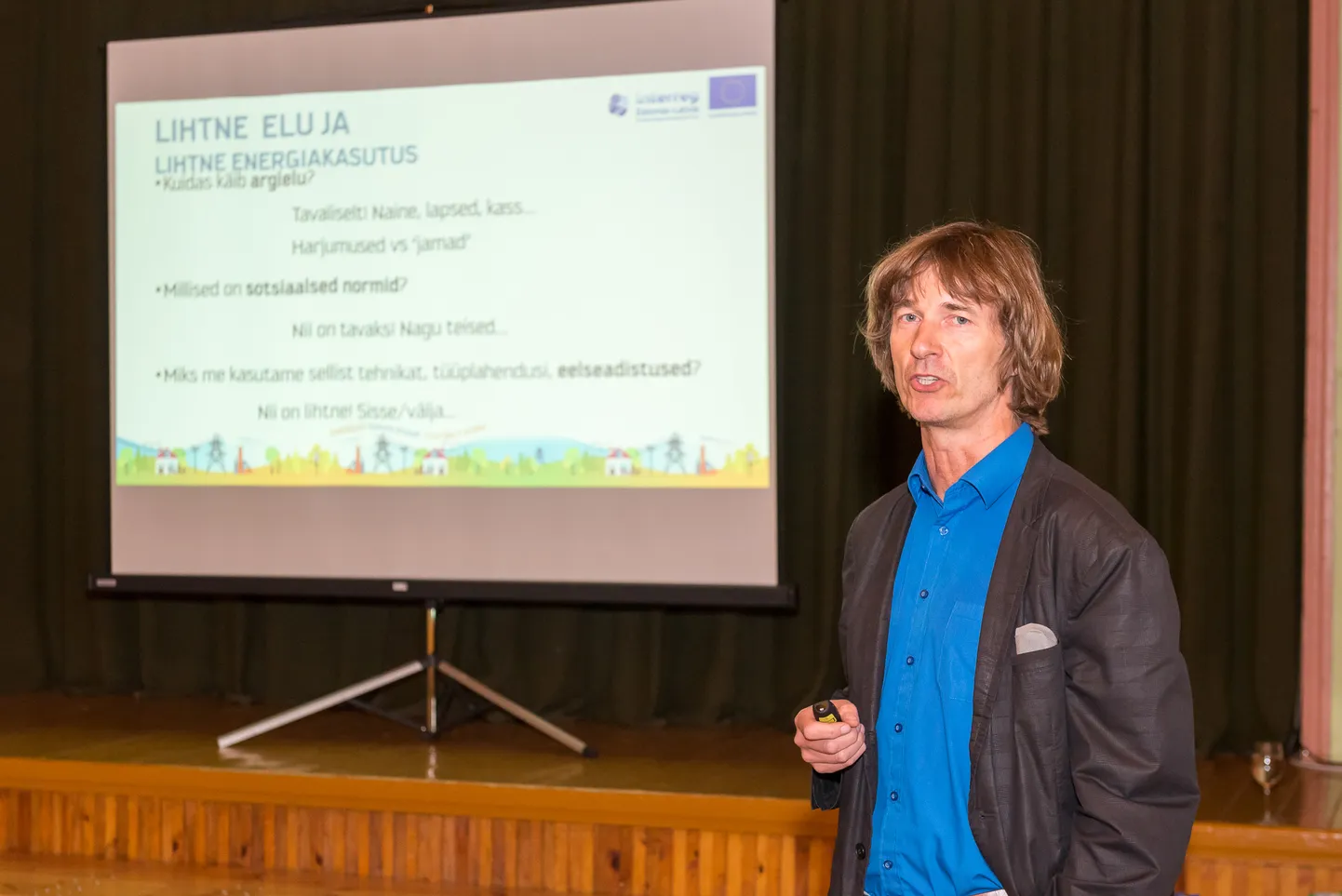 Rõuge energiafilmide festival, pildil energiaagentuuri ekspert Antti Roose.