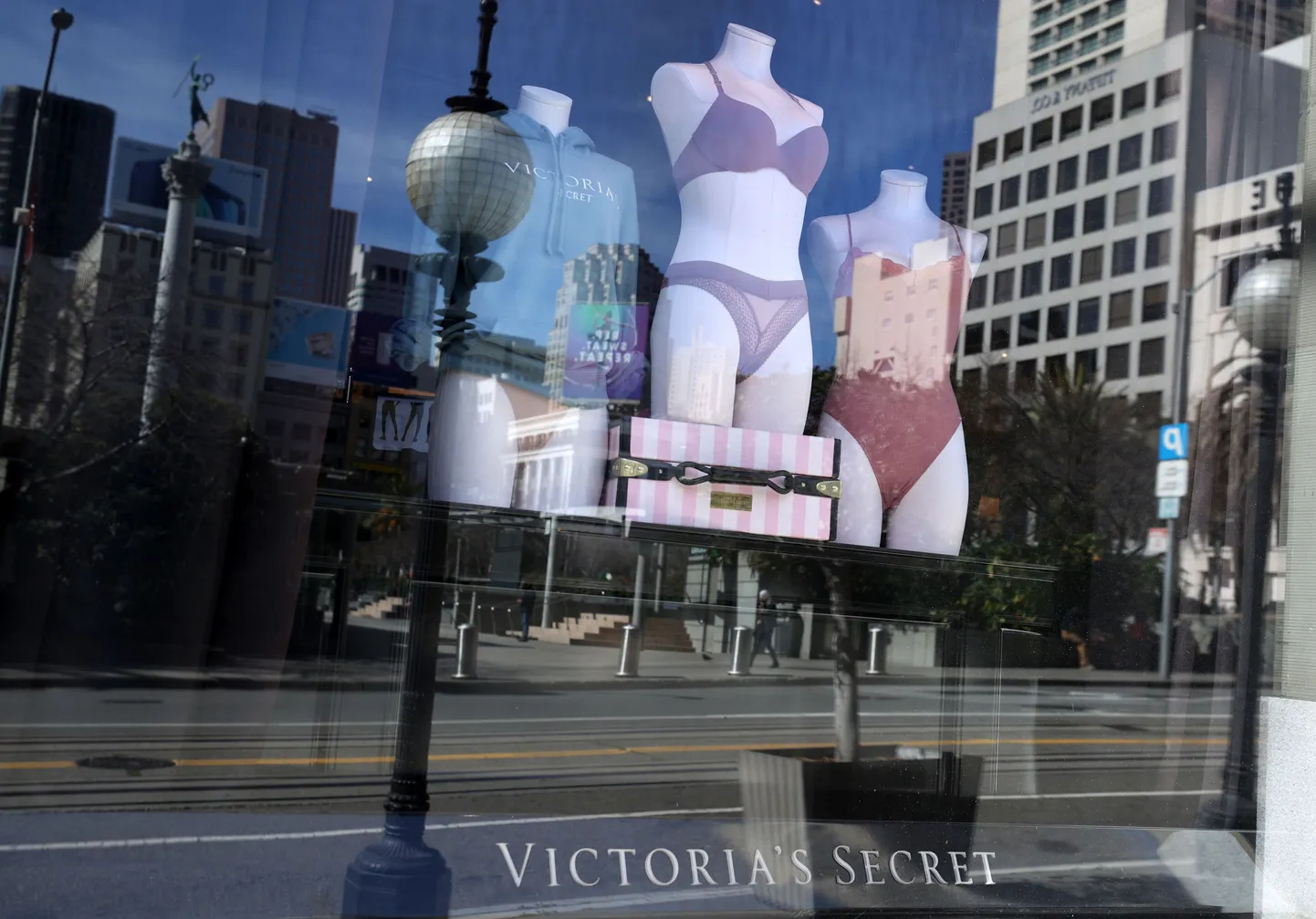 Victoria's Secreti head uudised tõstsid aktsia hinda