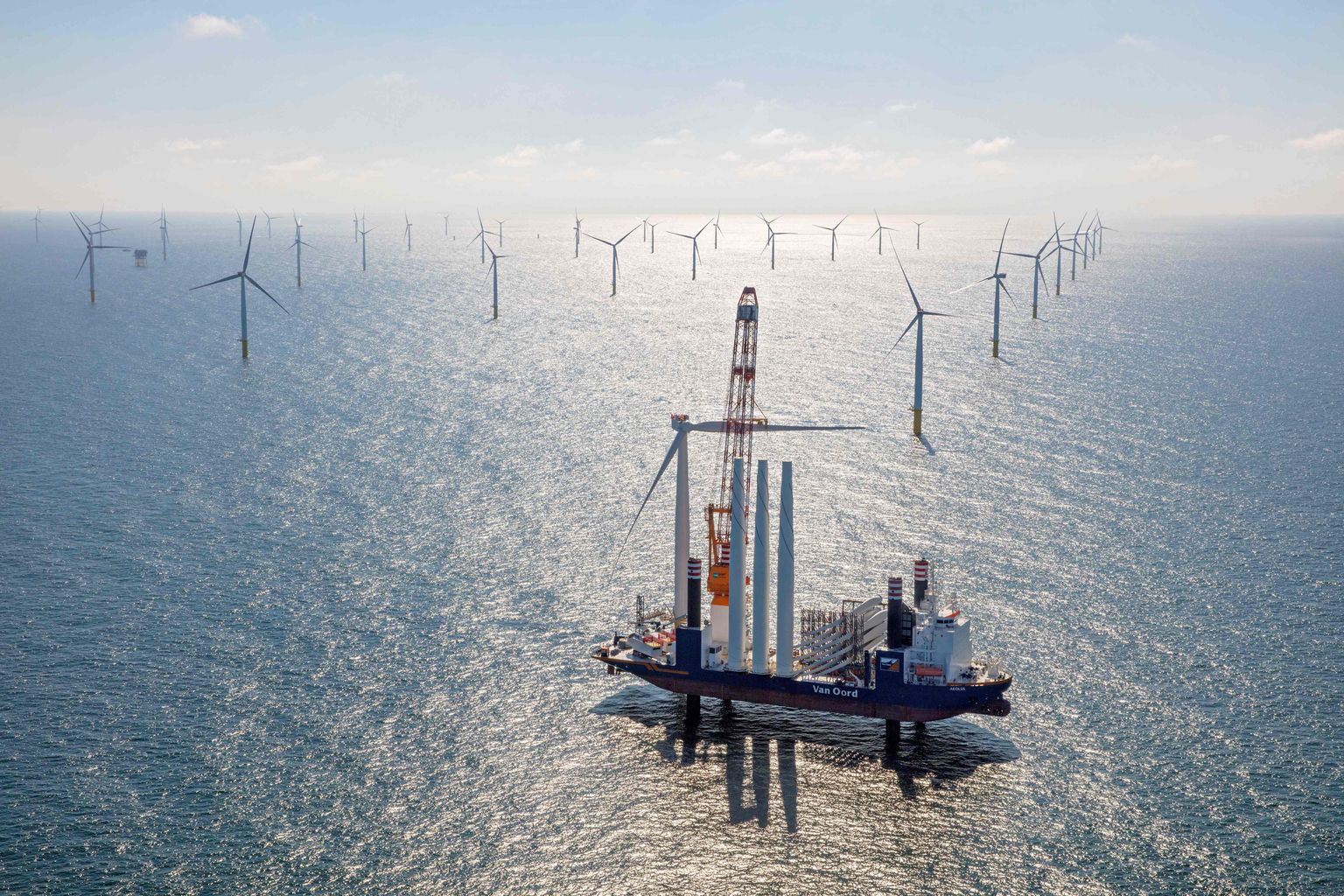 Hollandi tuulepark Põhjameres.
