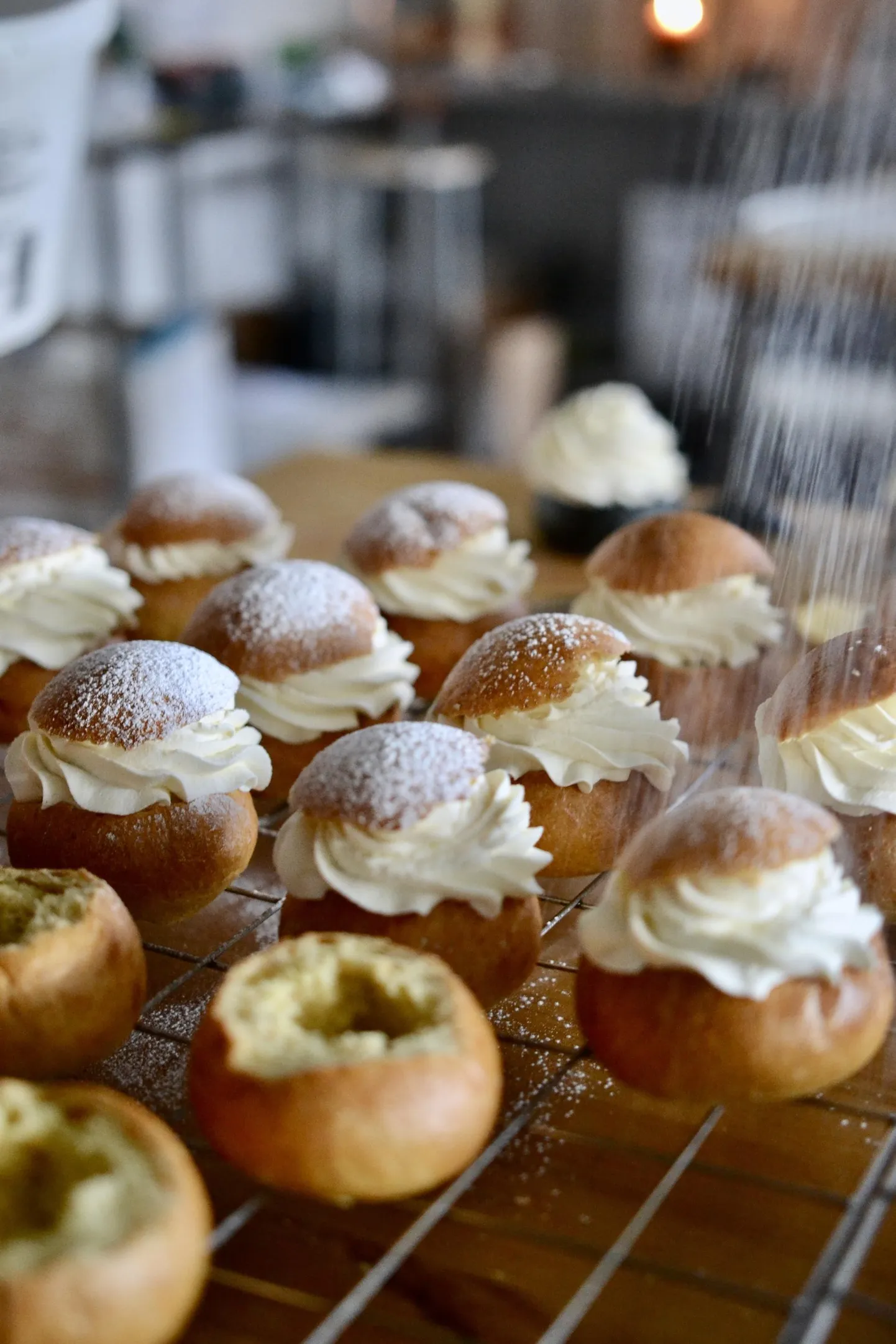 Võrratud kuklid teeb tellimuse peale valmis pagar Kristiina Rand Mark Bakeryst, kelle loomingut saab nautida nii Kuressaares kui ka Tallinnas.