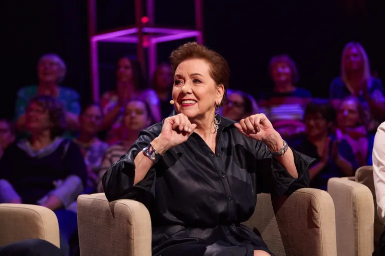 Katrin Karisma.