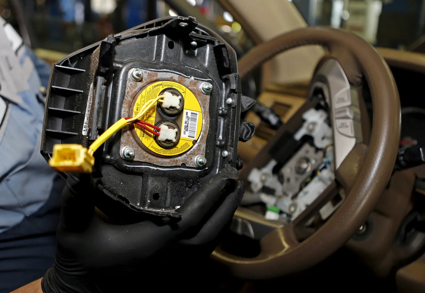 Подушка безопасности производства Takata.