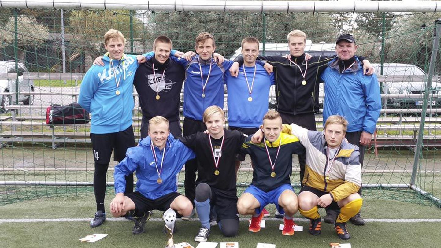 Gümnaasiumiastme turniiril võidutsesid Viljandi noormehed.