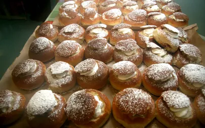 Семла, или масленичные булочки (vastlakuklid).