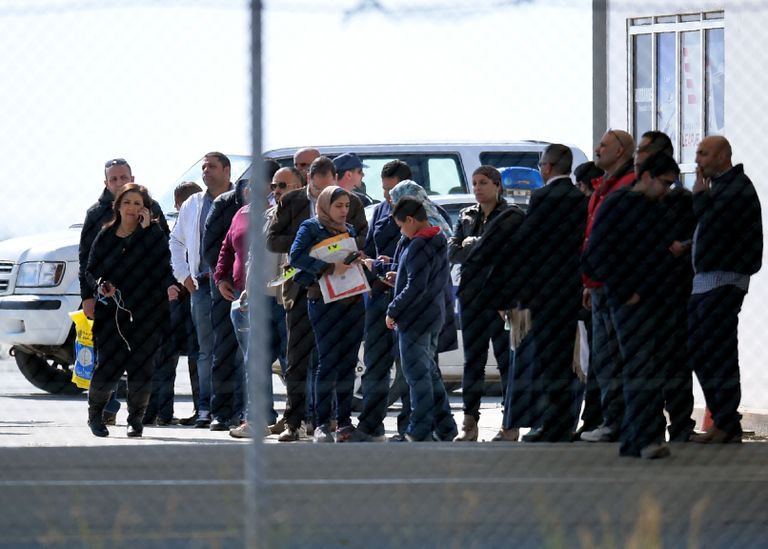 Vabastatud reisijad Larnaca lennujaamas. Foto: Scanpix
