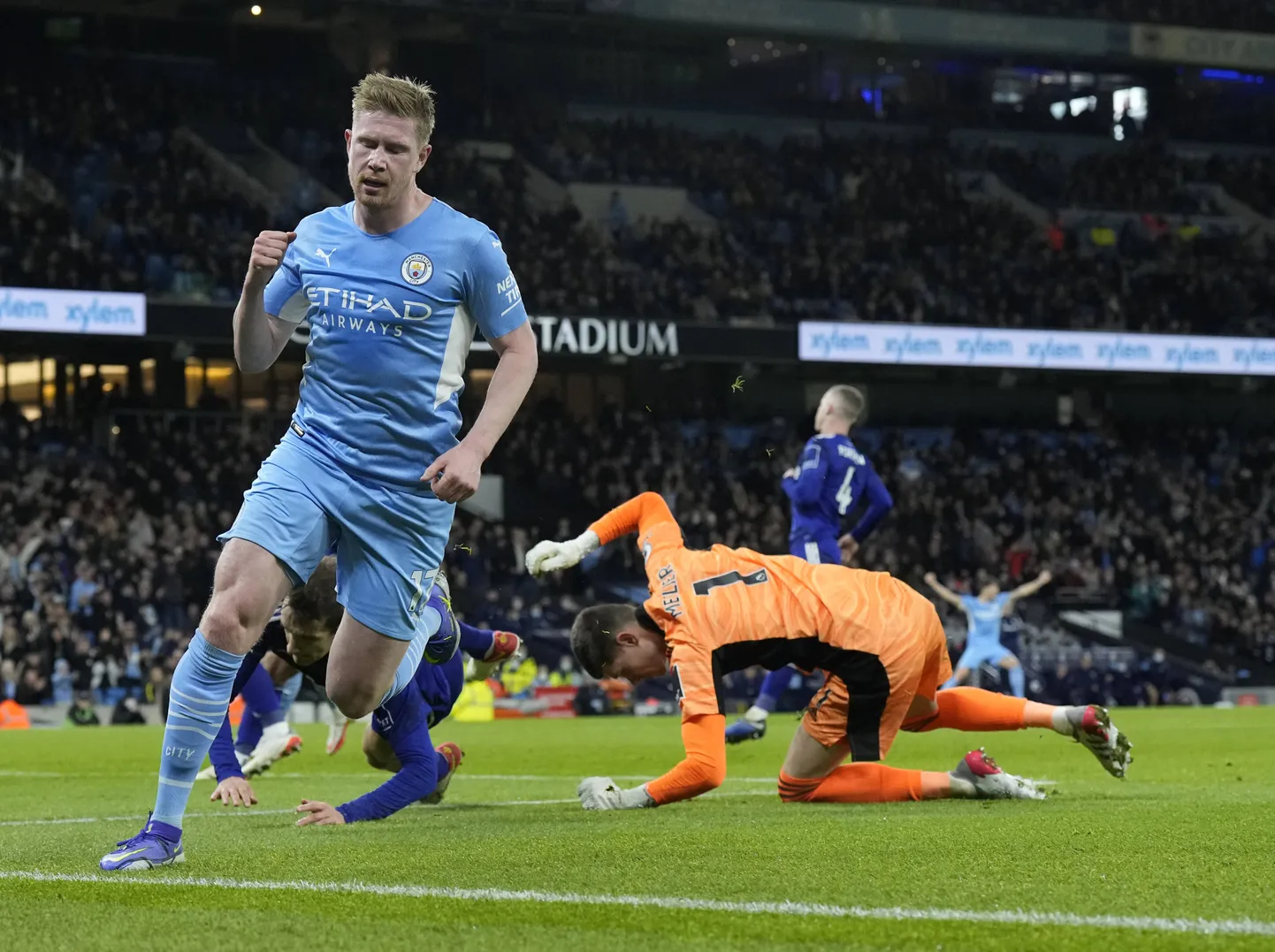 Kevin De Bruyne oma väravat tähistamas.