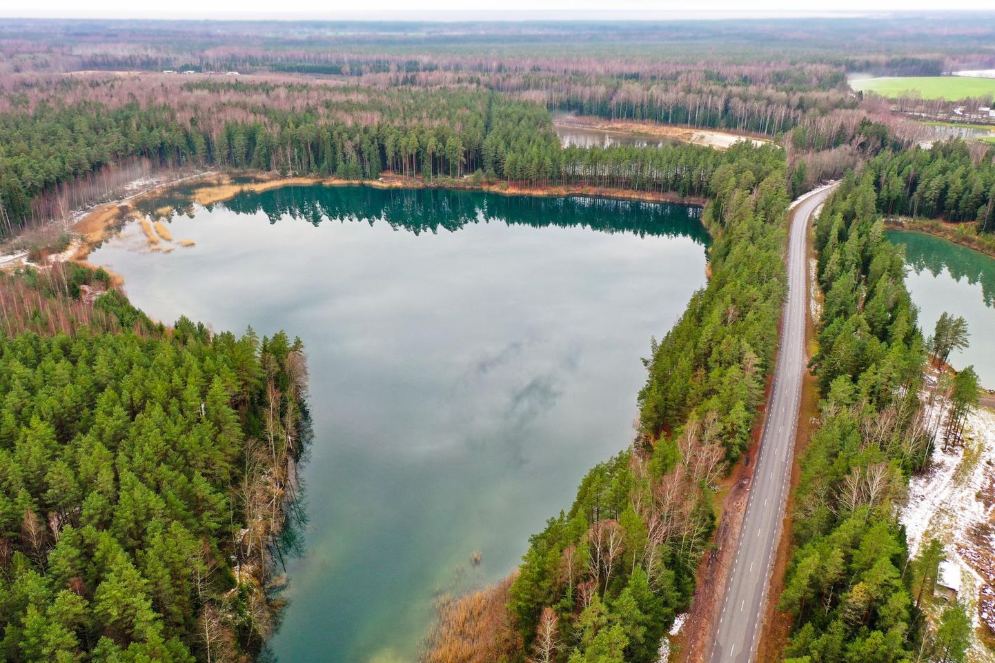 Selja­metsa järve uus omanik usub, et ­selles looduskaunis kohas annab heakorda hoida ja järveäärset piirkonda säästlikult kasutada, mis varem oli riigile koorem.