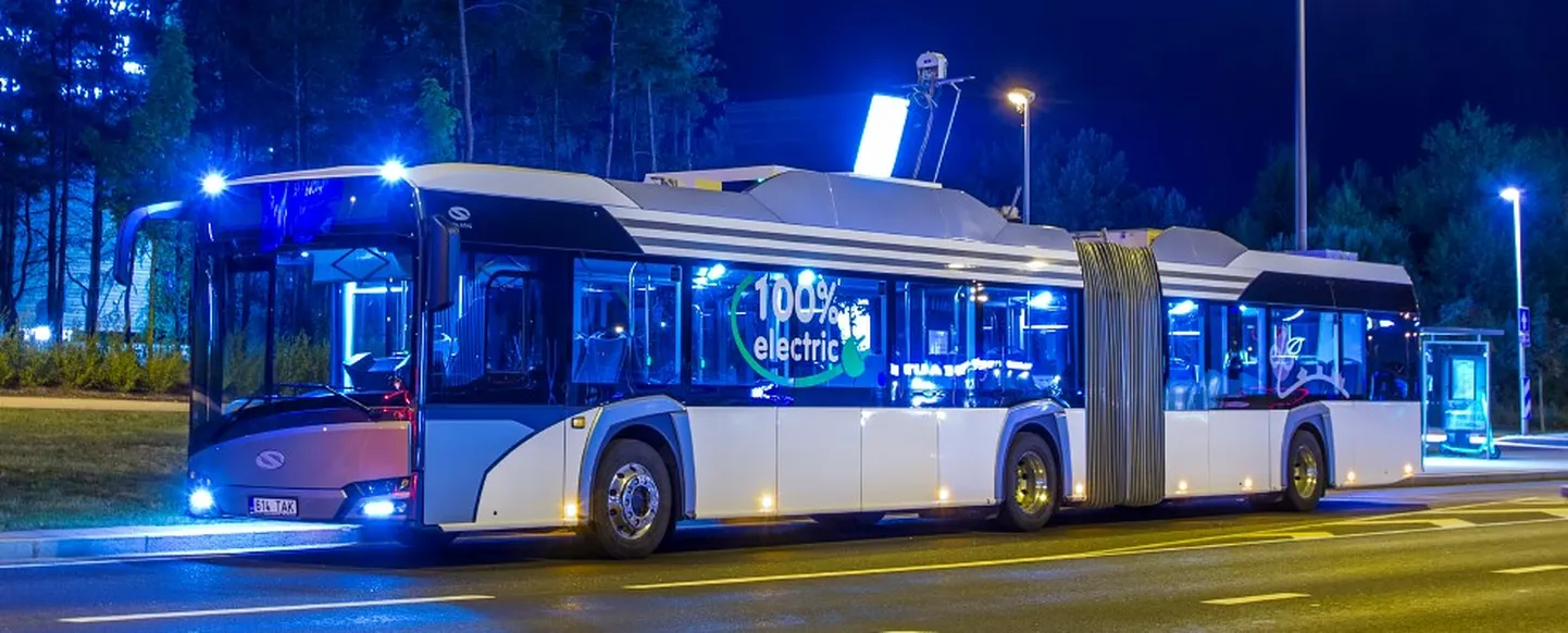 Электробус на улицах Таллинна.