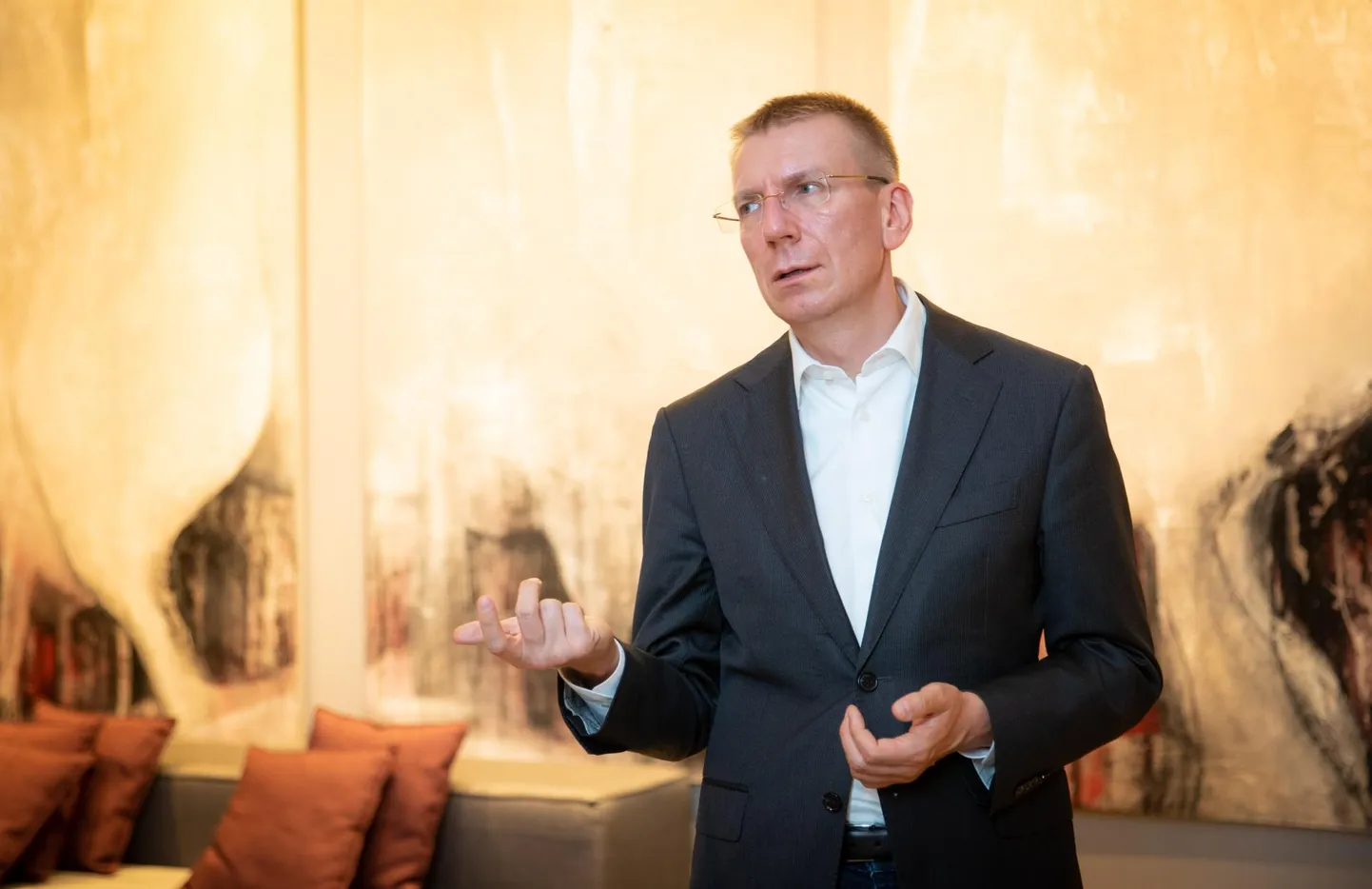 Eesti plaan jätkata rahvusvahelist reisimist vaktsiinitõendi alusel ­väärib toetust, ütles teisipäeval Läti välisminister Edgars Rinkēvičs.