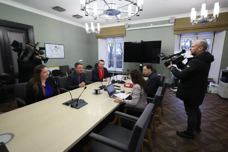 Социал-демократическая партия 18 января 2023 года представила избирательной комиссии списки своих кандидатов на выборах в Рийгикогу.