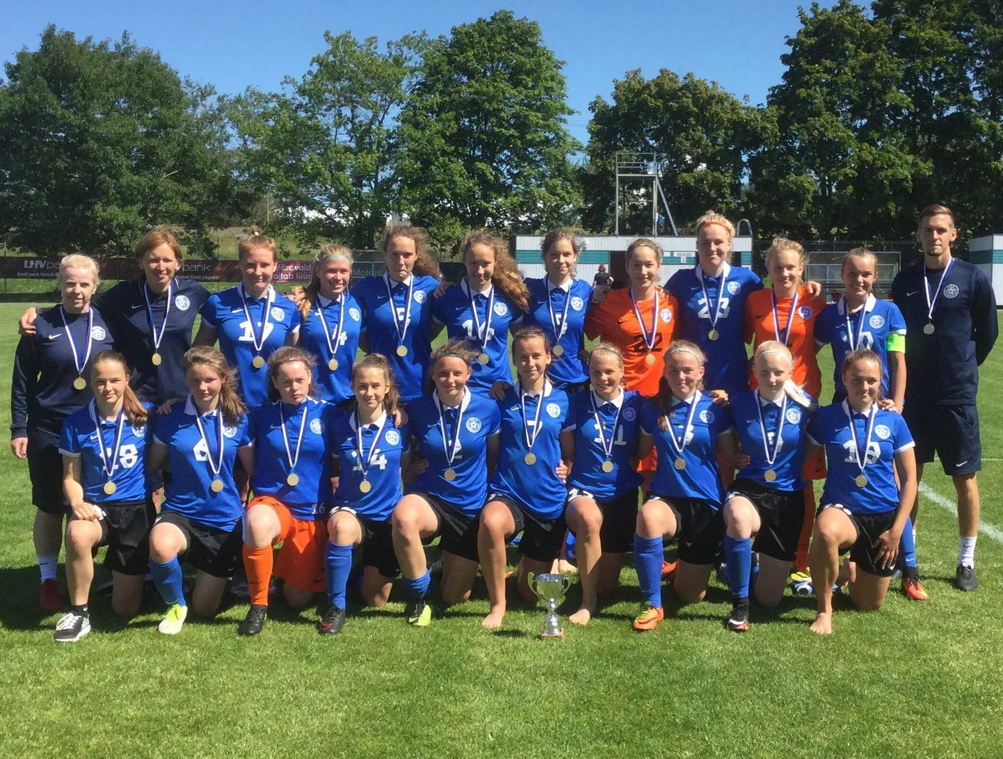 Tüdrukute U17 jalgpallikoondis.