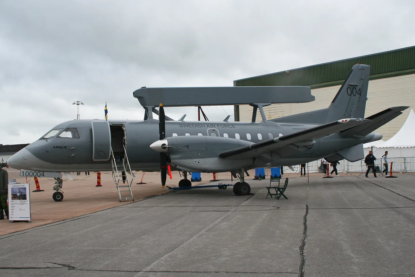 Selline näeb välja Rootsi lendav luure-juhtimiskeskus Saab ASC 890.