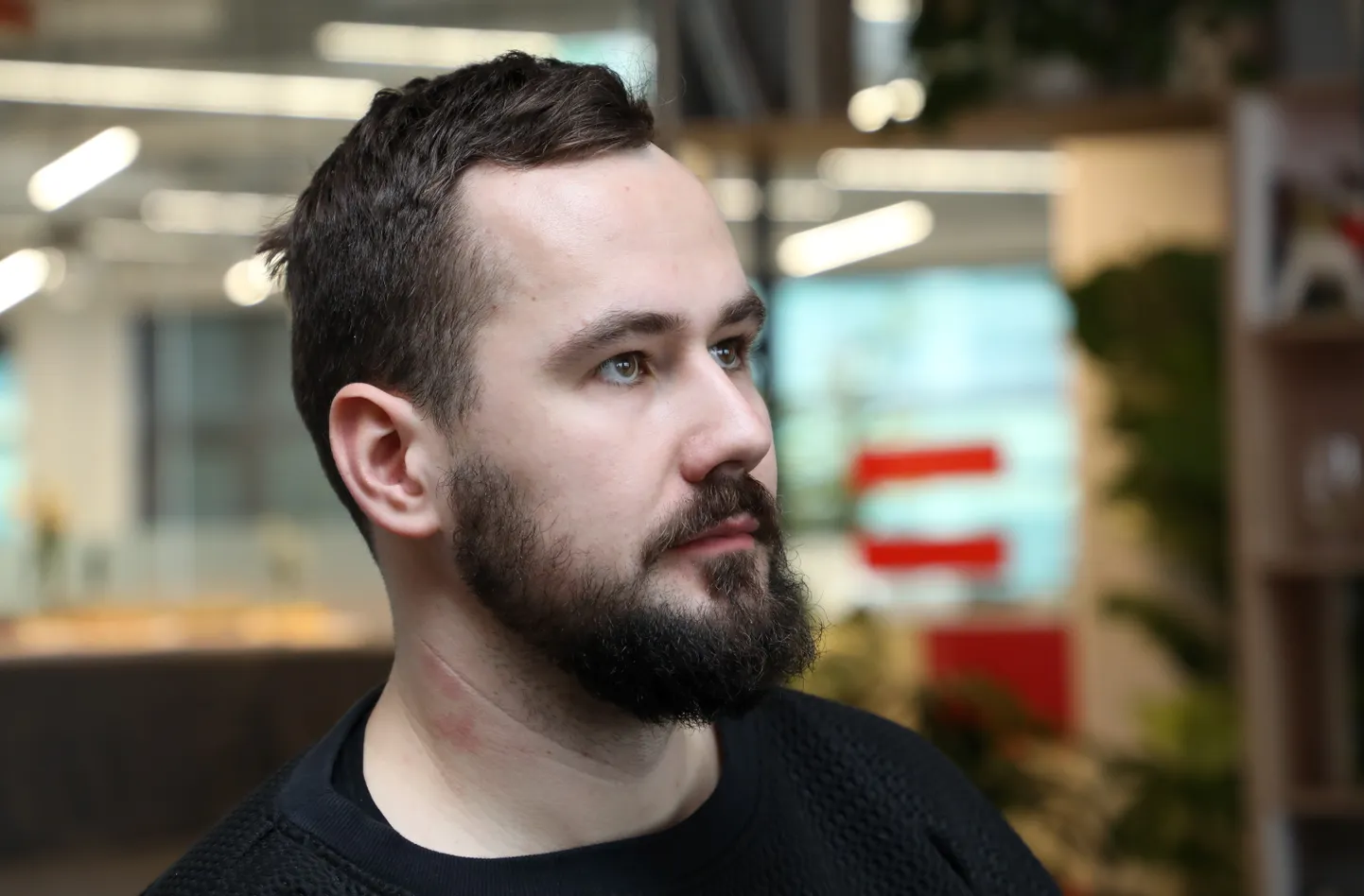 Kulberga parlamentārajam sekretāram deklarētas 9402 eiro lielas ...