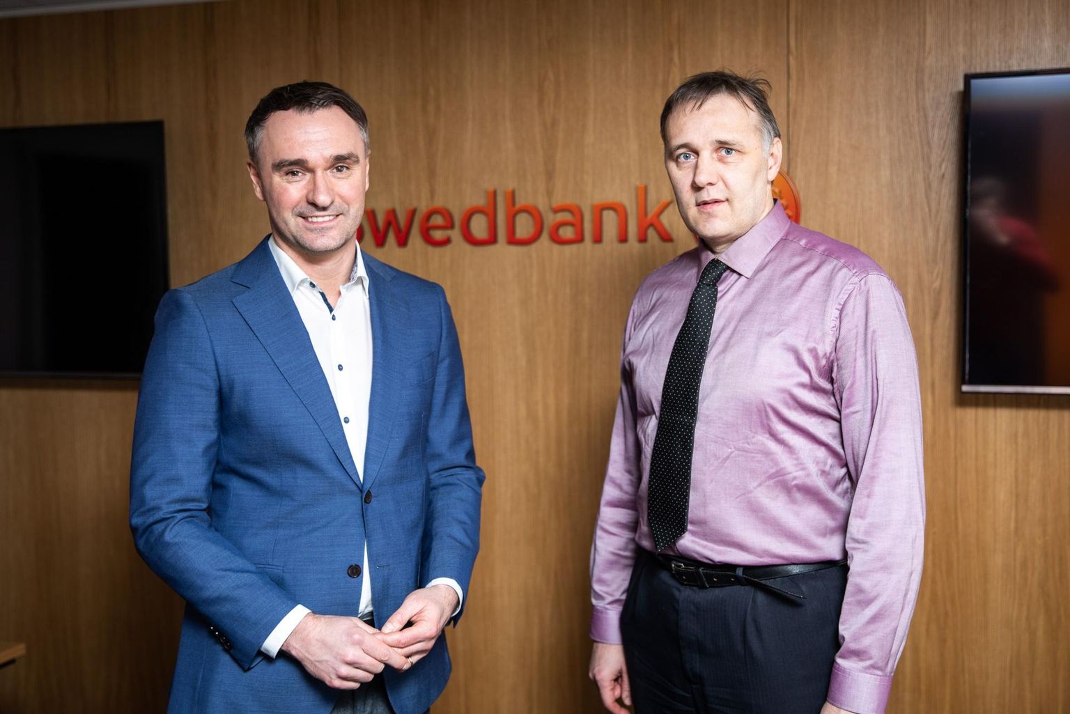 Swedbank eraisikute panganduse juht Tarmo Ulla (vasakul) ja Swedbank investeeringute strateeg Tarmo Tanilas.