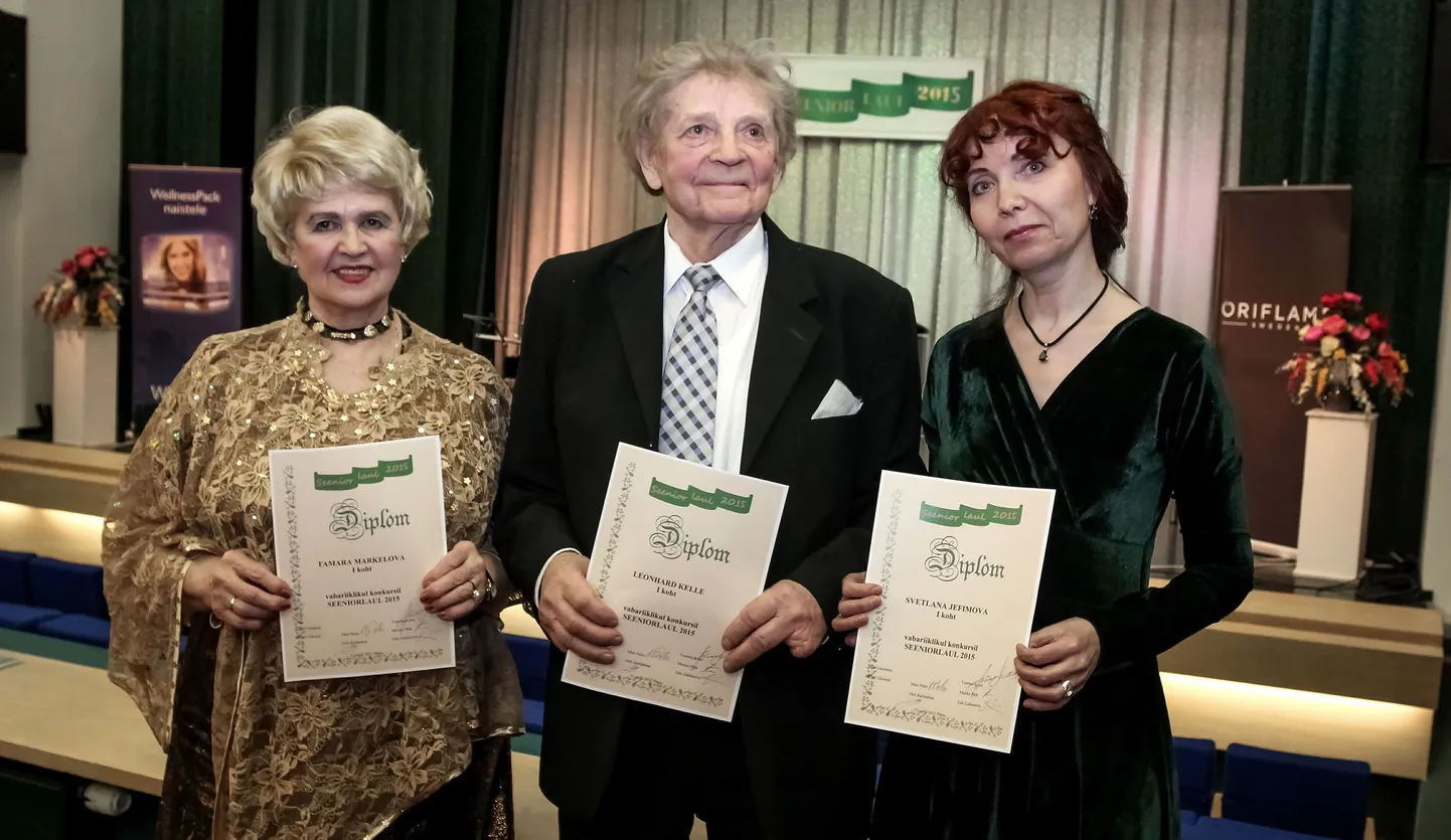 Eelmisel aastal jagasid Seeniorlaulu vanema kategooria võitu Tamara Markelova (vasakul) ja Leonhard Kelle ning 50-65aastaste lauljate kategooria võidu pälvis Svetlana Jefimova.
