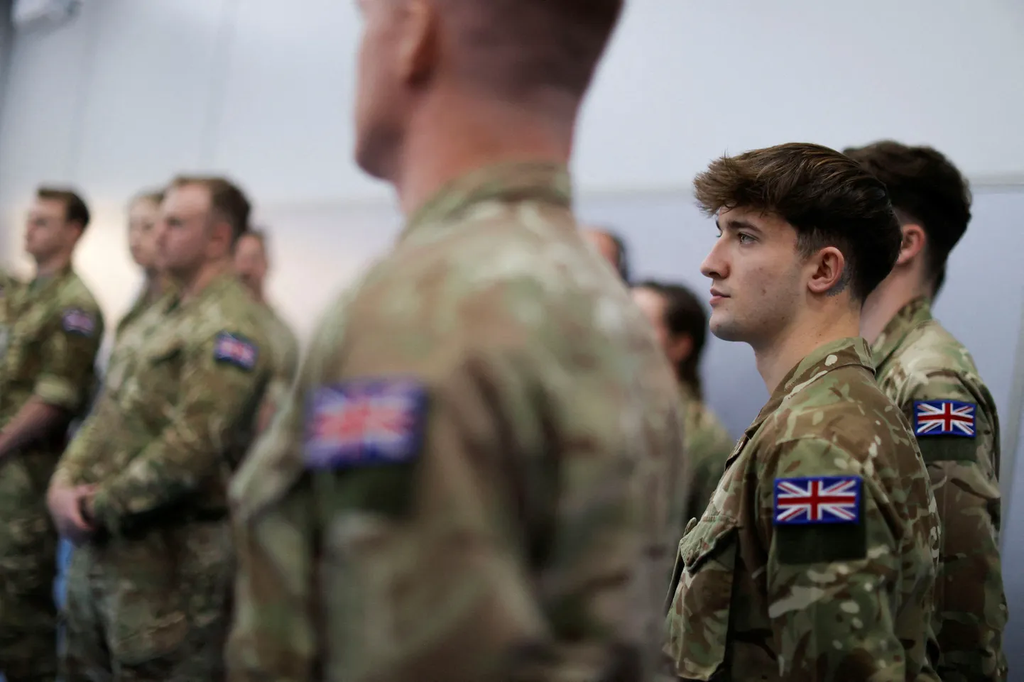 Lielbritānijas karavīri NATO vadītajā miera uzturēšanas misijā Kosovā 2024. gada 4. janvārī.