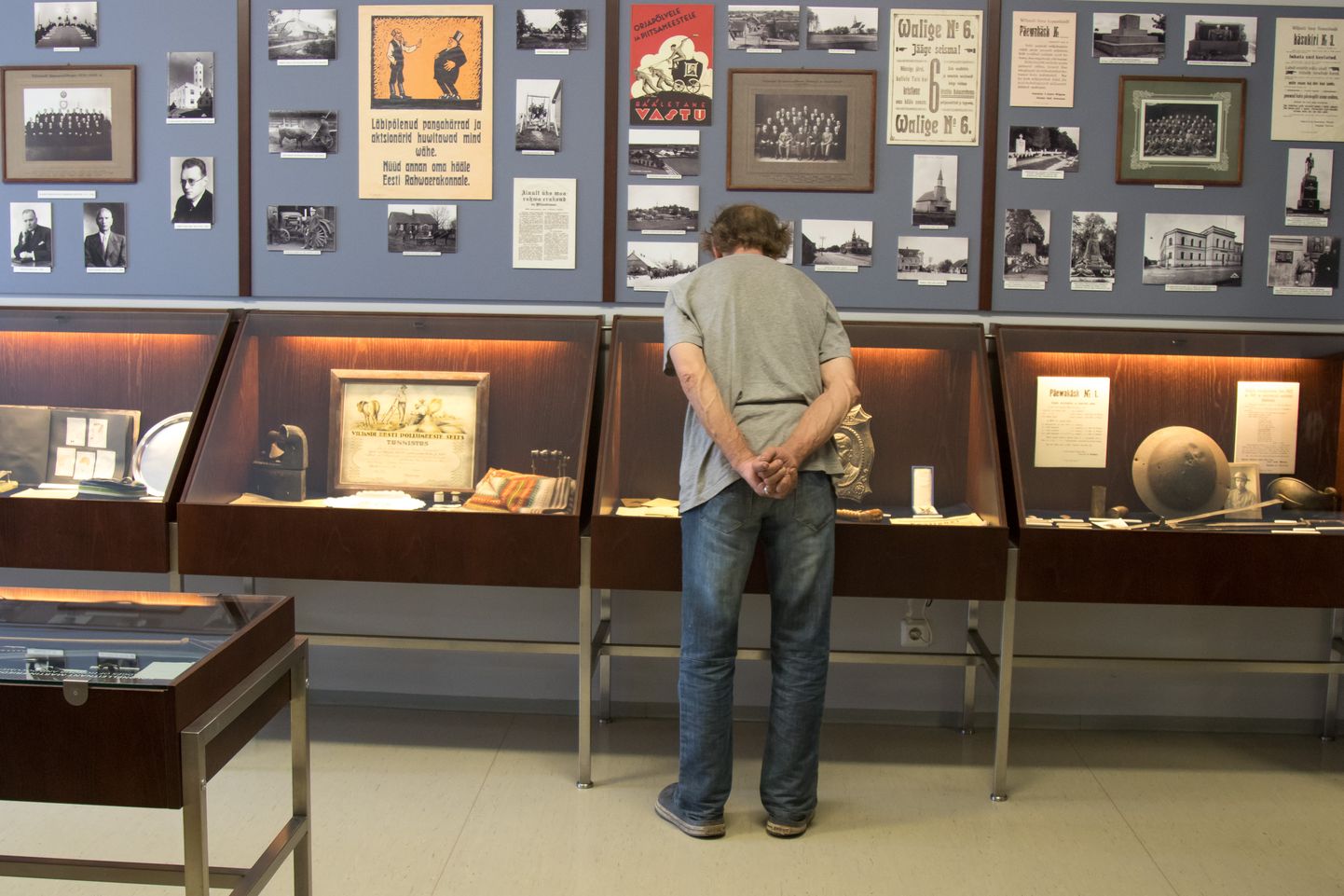 Viljandi muuseumis avatakse näitus «Vabariigi ootuses».