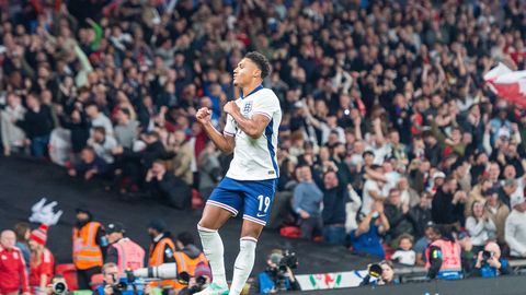 Viens no Anglijas labākajiem uzbrucējiem savainojuma dēļ uz Latviju nedosies